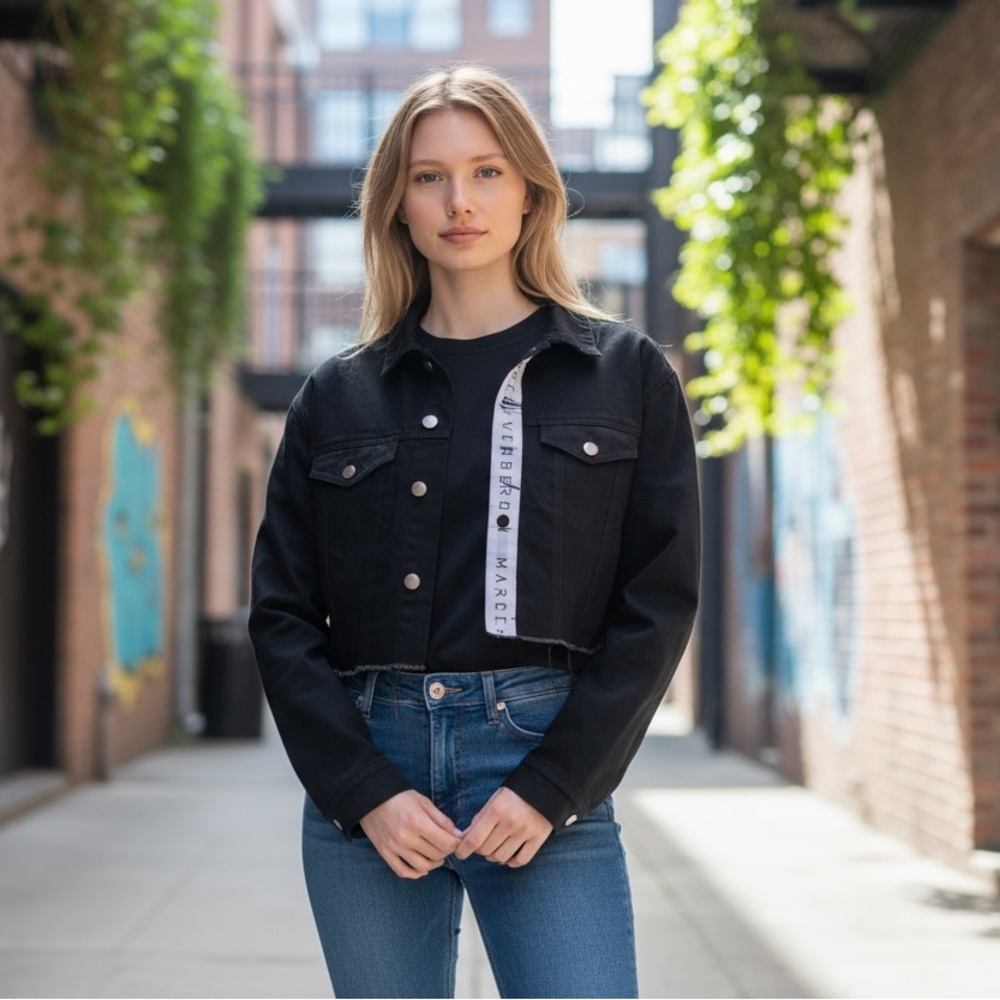 MARCELL VON BERLIN Cropped Denim Jacket Black 4